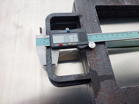 Лазерная резка стали Ст3 толщиной 16 мм от завода СТиВ