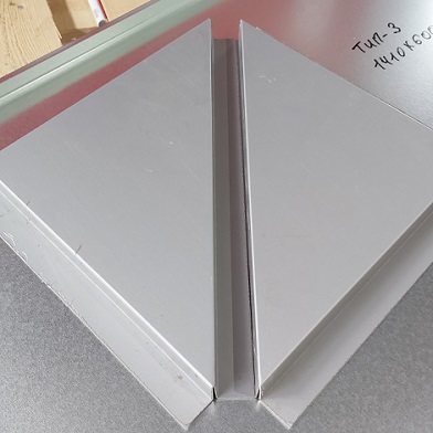 Гибка листового алюминия треугольные панели для выставочного стенда Riverclack от завода СТиВ
